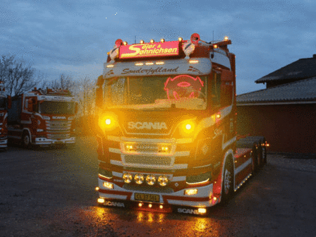 Truckjunkie - LED-Leuchten für LKW 24V - TRUCKJUNKIE